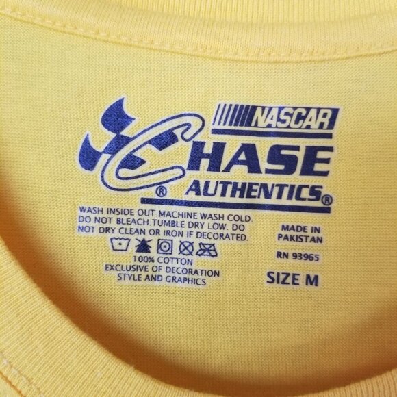 Peanut M&M's Fitted T-Shirt Authentic Nascar Yellow Size Medium Kyle Busch #18 - Picture 7 of 8